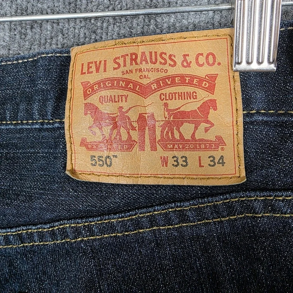Levi's 550 Men's 33x34 Dark Wash Relaxed Fit Denim Jeans‎ Classic Cotton *flaw*